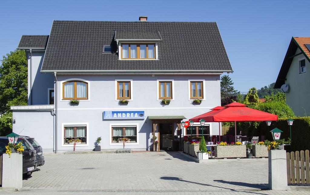 Gaestehaus Cafe Andrea Köflach Exterior foto